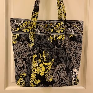 Vera Bradley large tote bag *retired* Baroque pattern